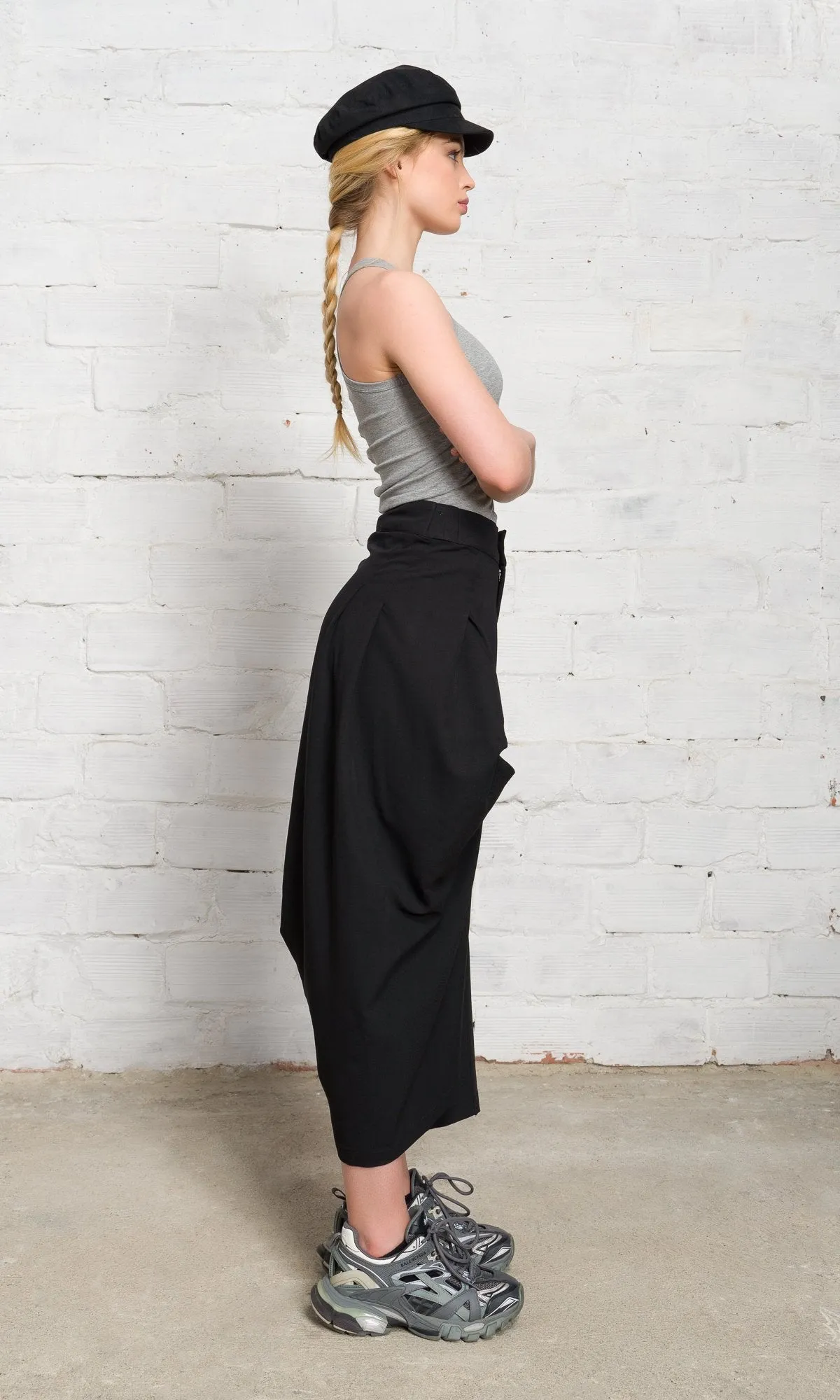 Asymmetric Legs Pants