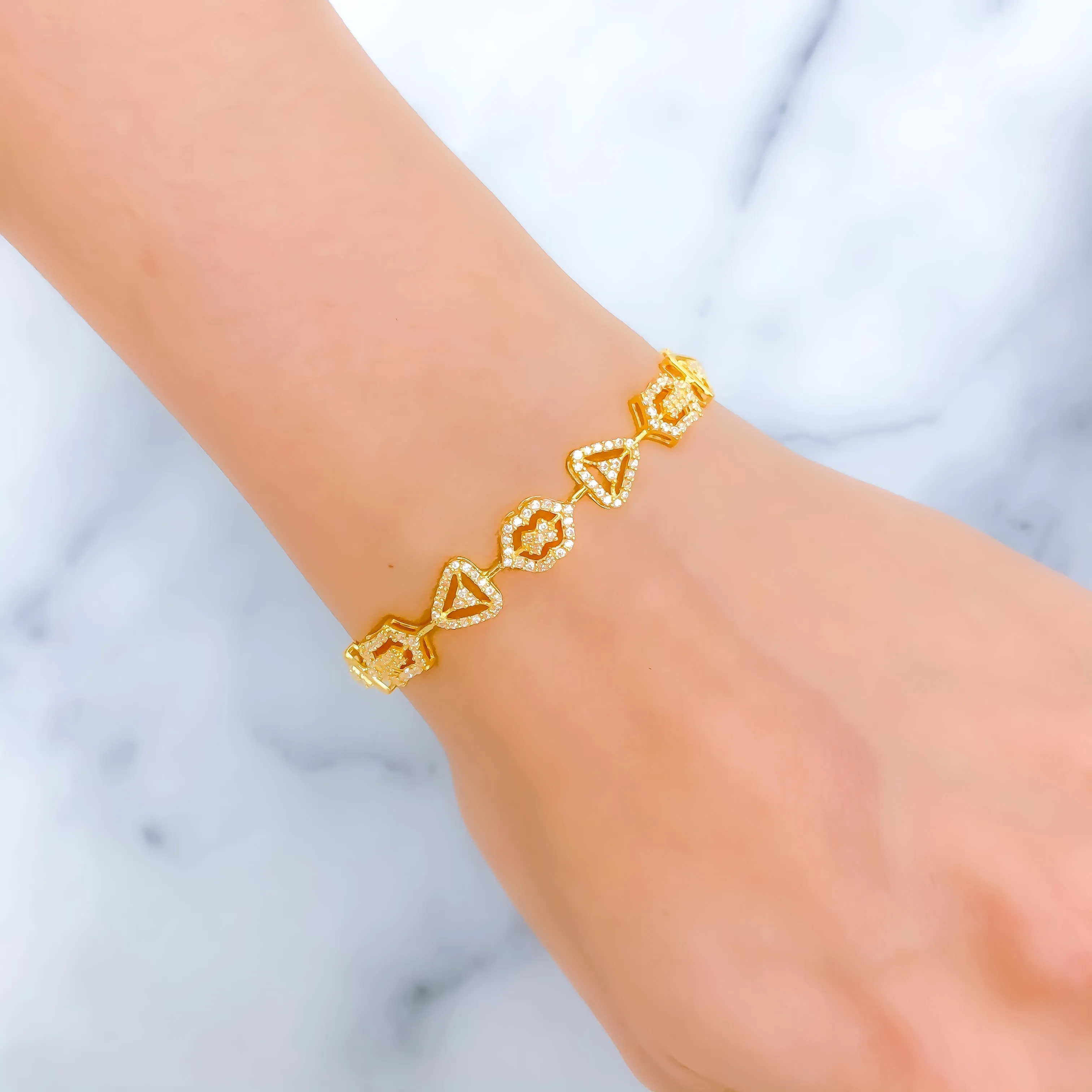 Beautiful Geometric 22k Gold Bracelet