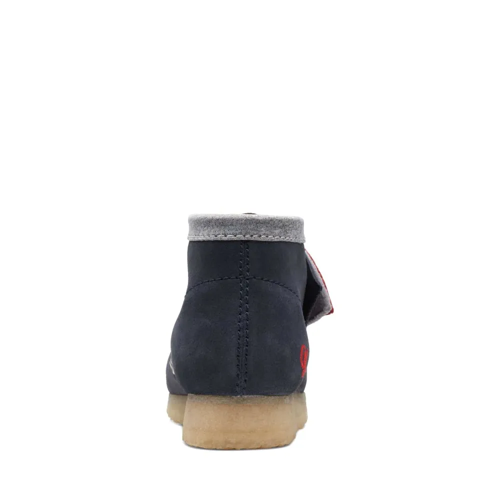Clarks Originals Wallabee Boots VCY Men's Navy Gray and Red Suede 26165077