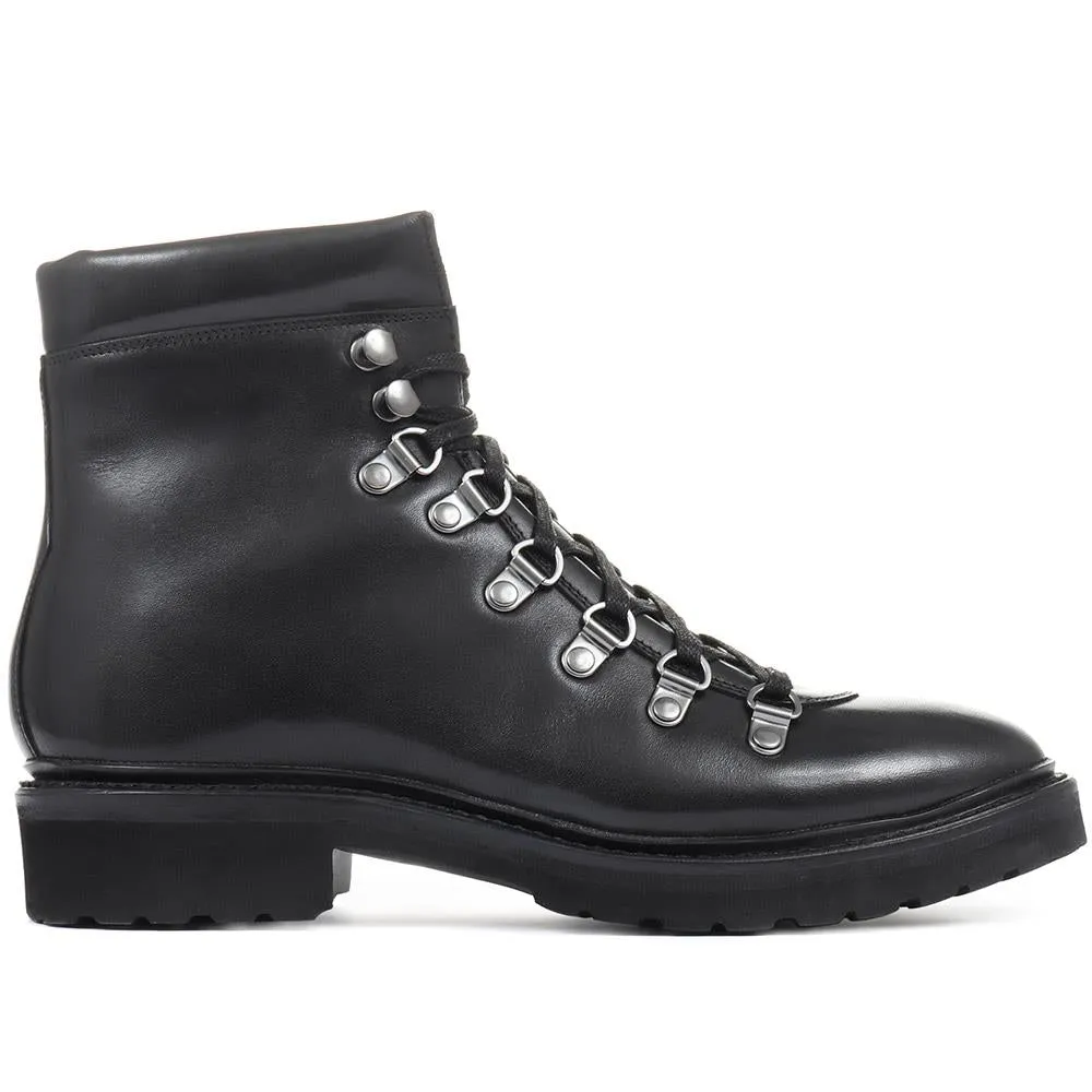 Klara Goodyear Welted Hiker Boots - KLARA / 319 226