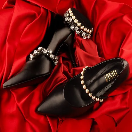 Love Notes (Black PUMPS with changeable bands )