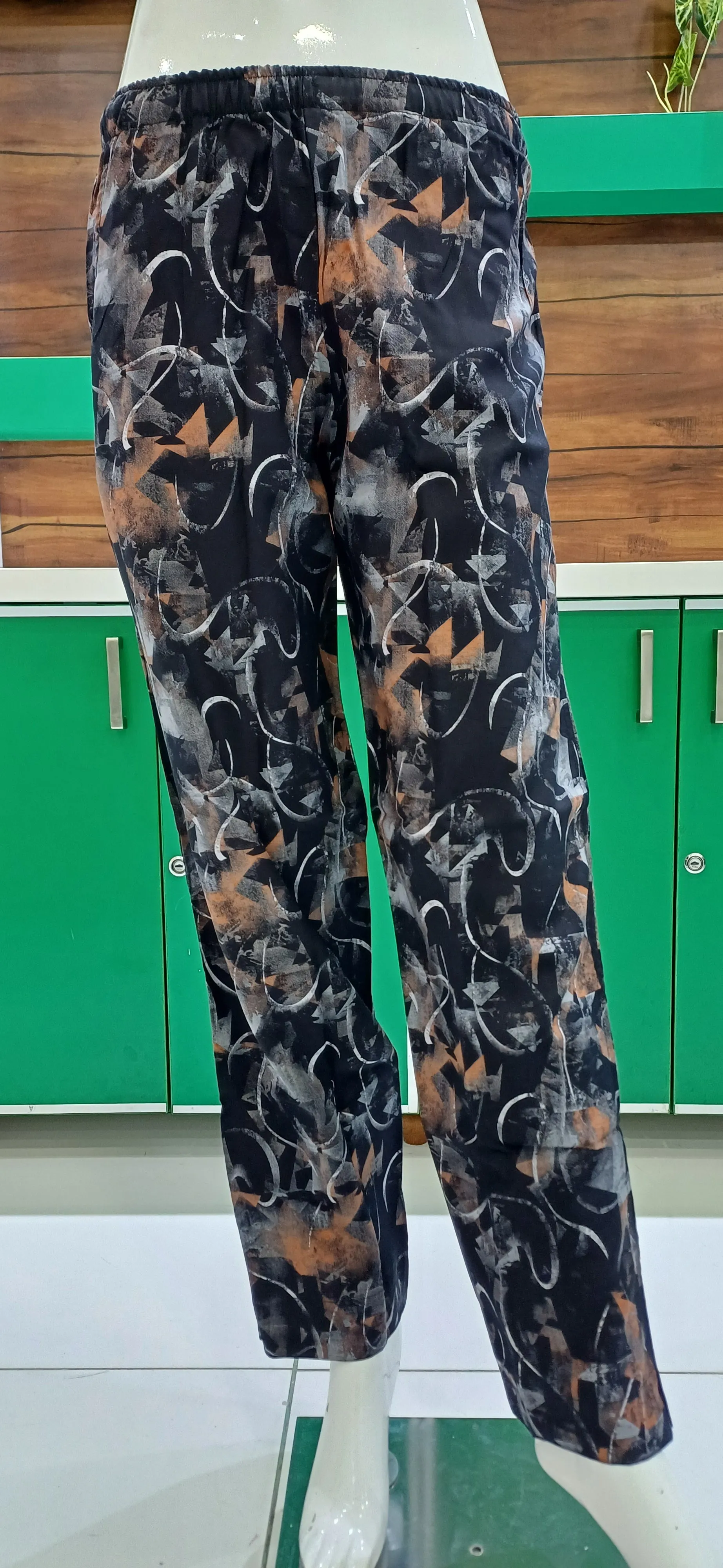 MANGAI Premium RAYON Printed Stylish Collar Night Suits | Stylish Print's All Over | Top & Bottom Set | Half Sleeve | Trendy Night Suits for Stylish Women's  (RCNS-CLR)