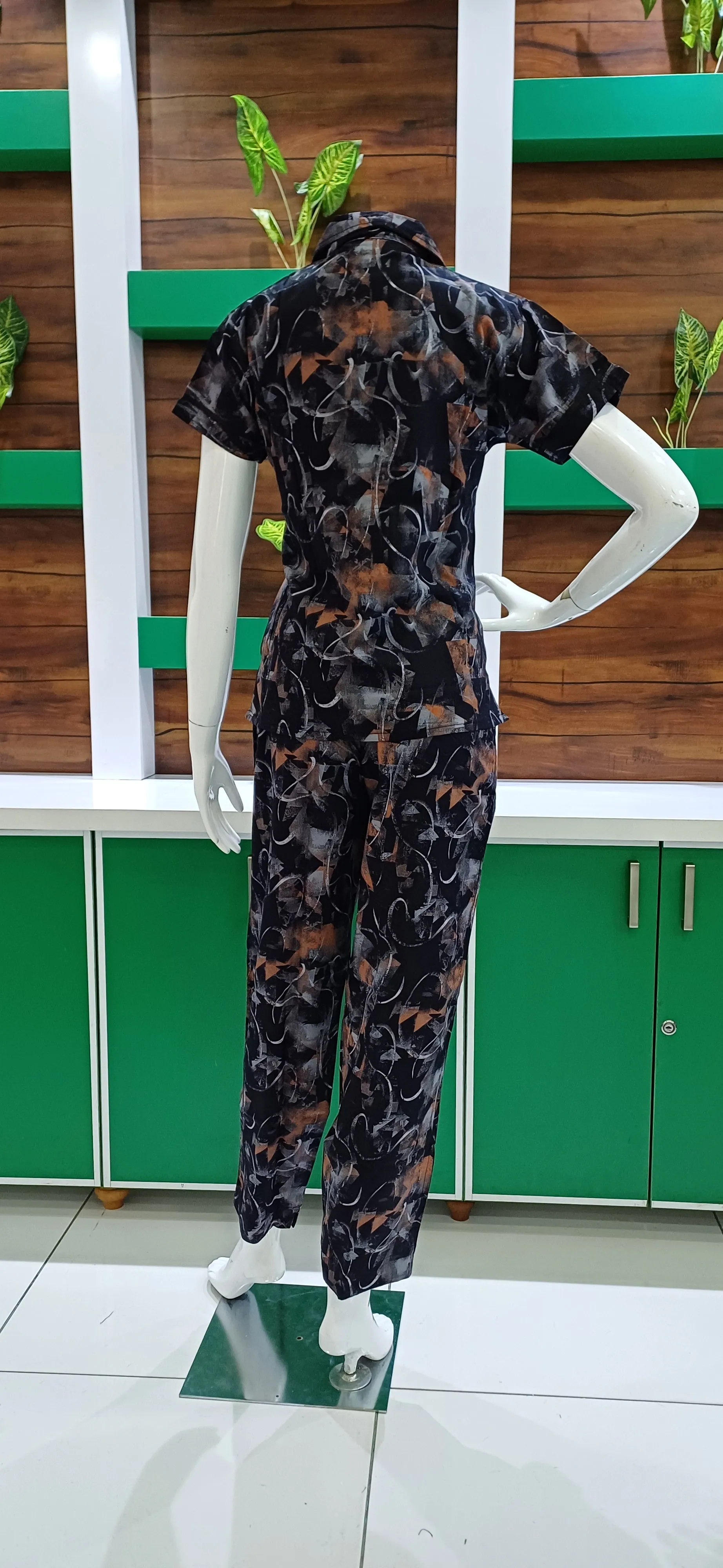 MANGAI Premium RAYON Printed Stylish Collar Night Suits | Stylish Print's All Over | Top & Bottom Set | Half Sleeve | Trendy Night Suits for Stylish Women's  (RCNS-CLR)