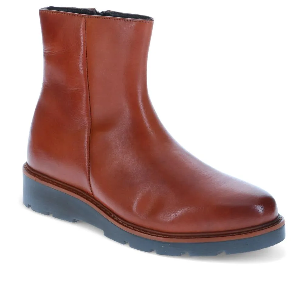 Natasha Leather Ankle Boots - NATASHA / 326 022