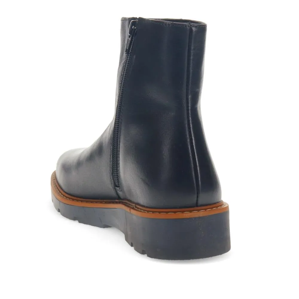 Natasha Leather Ankle Boots - NATASHA / 326 022