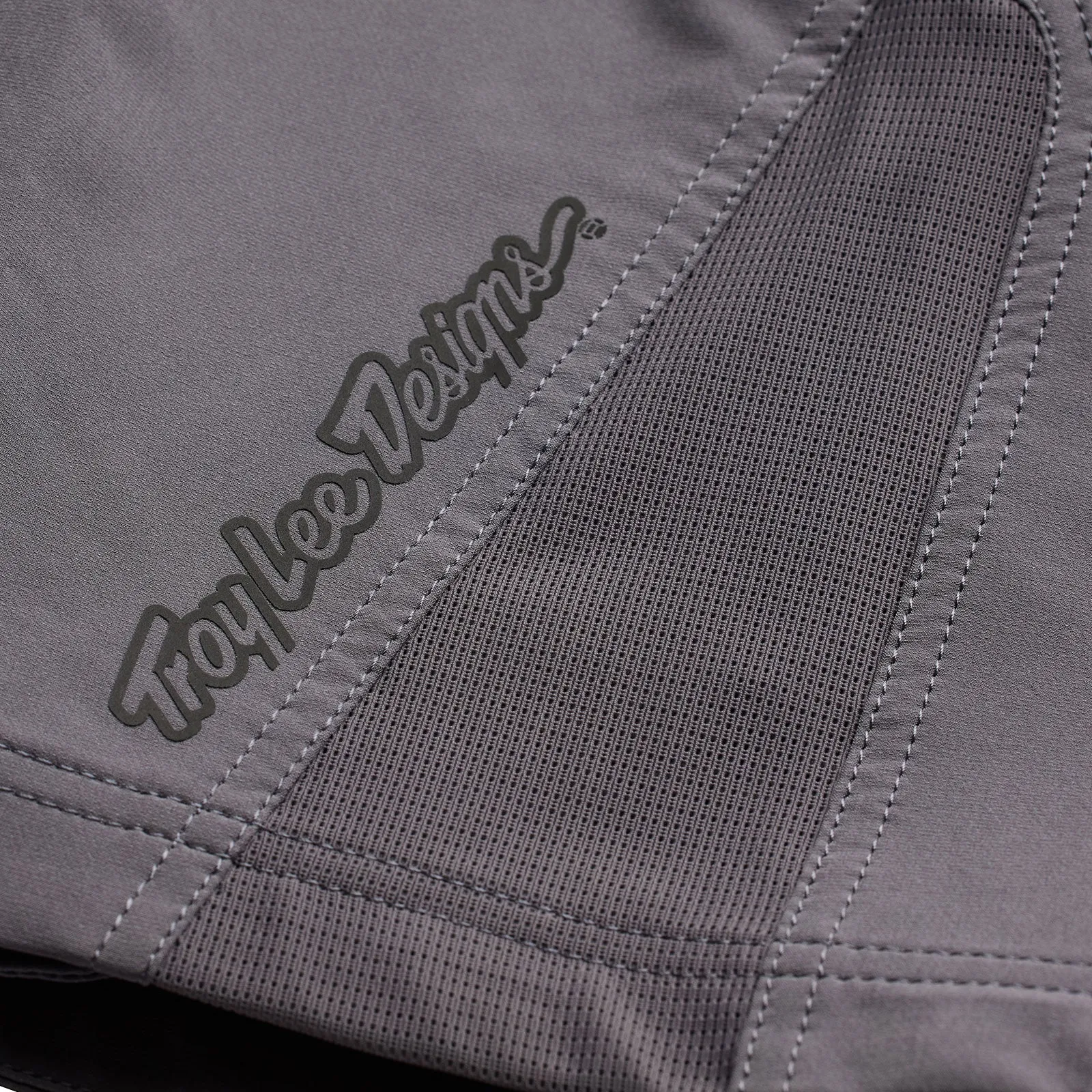 Ruckus Short W/Liner Solid Granite