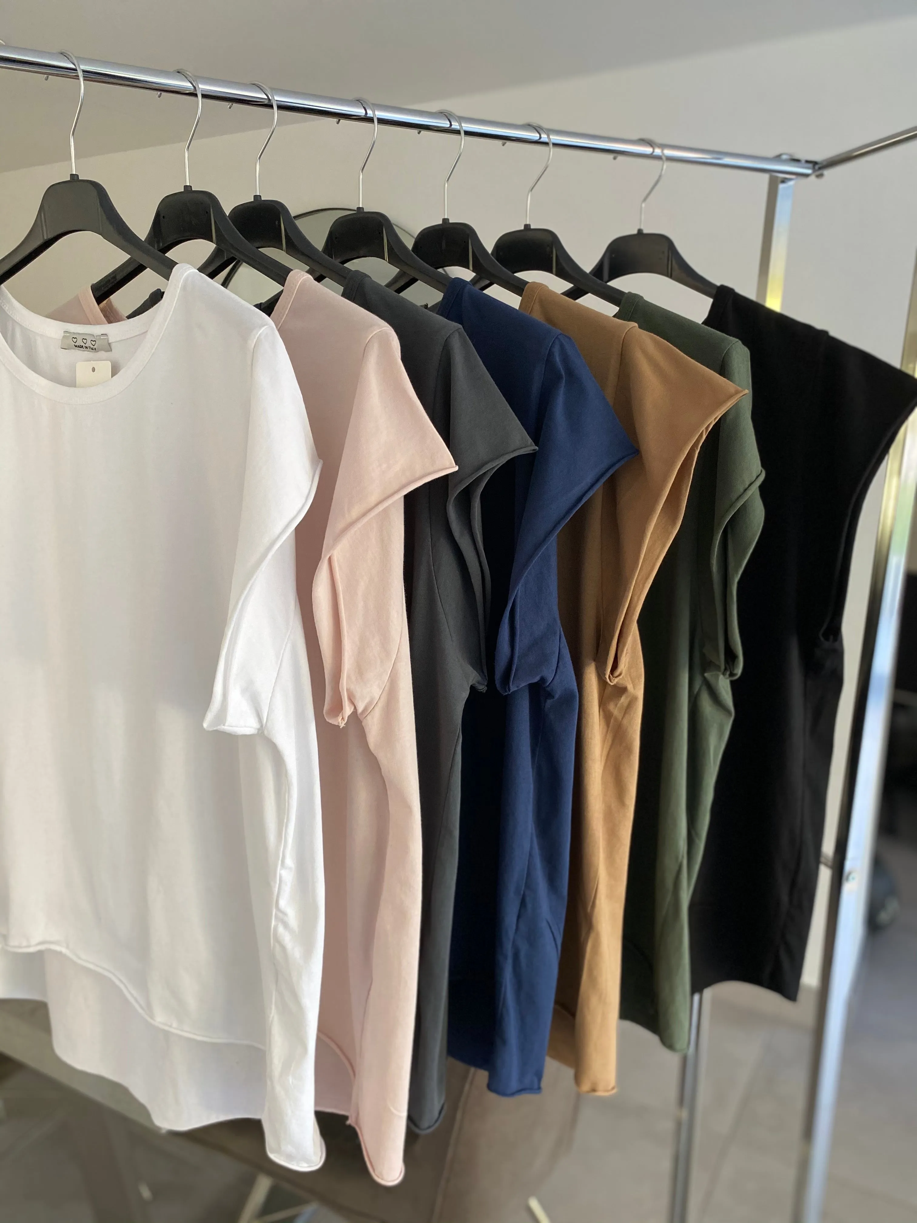 Saint T-shirt - Charcoal
