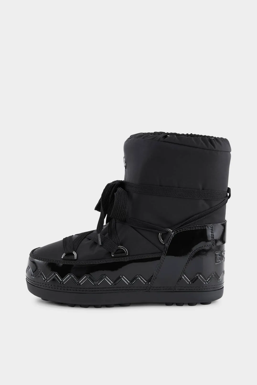 Trois Vallees 22 - Black